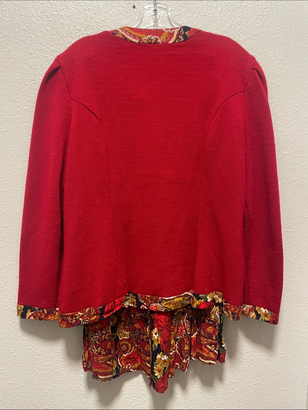 Vintage Matthew & David 2pc Knit Cardigan & Matching Floral Pleated Skirt Set - Picture 4 of 10